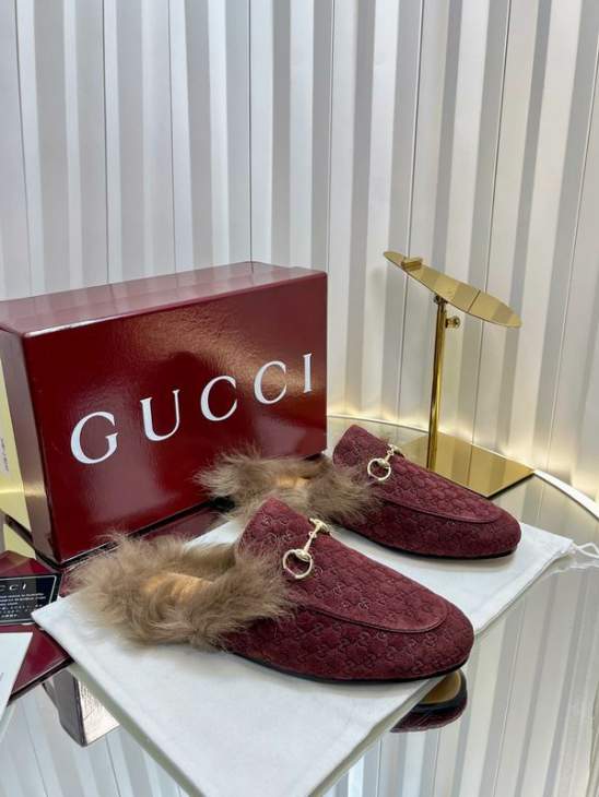 Picture of Gucci Slippers _SKUGuccisz35-42mnq11162007